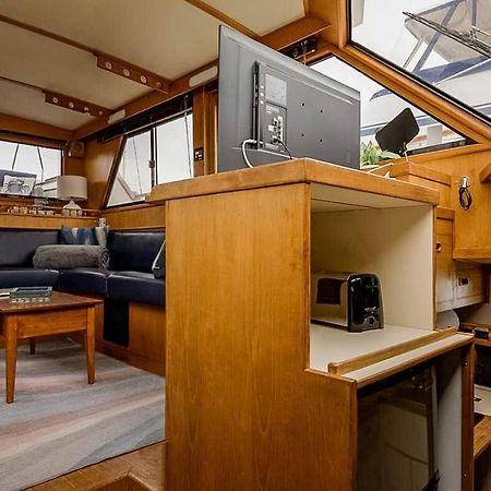 2Br Spacious & Comfy 43' Yacht - Heat & Ac - On The Freedom Trail - Best Nights Sleep Бостън Екстериор снимка